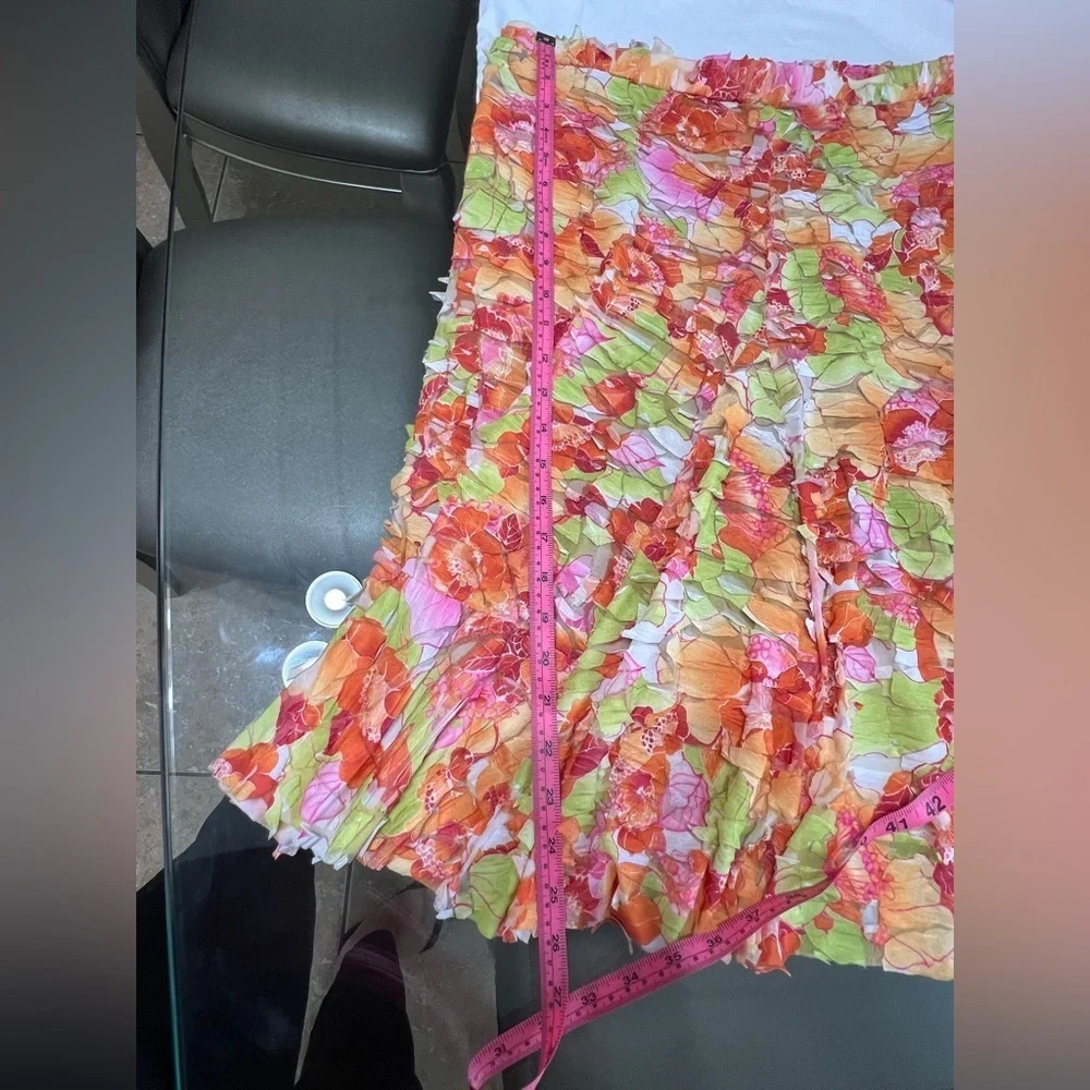 N/A vibrant floral